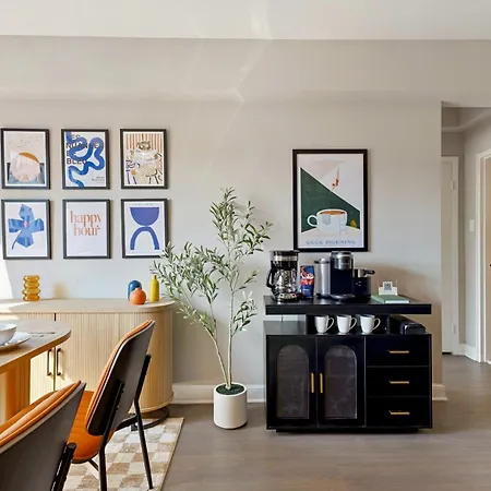 Arlington Getaway - Near Trails, Parking & Metro